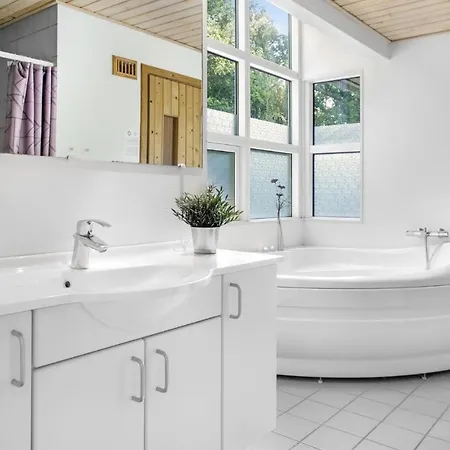 Dom wakacyjny In With Wifi *