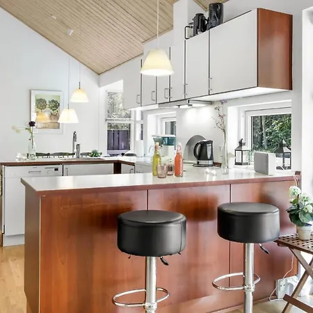 Ferienhaus Gemütliches Haus In Mit Küche